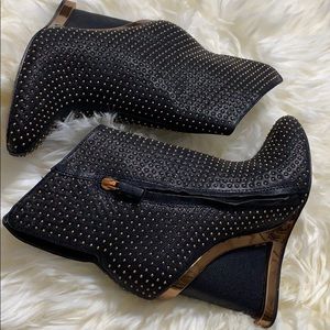 BCBGMAXAZRIA MA-WANE